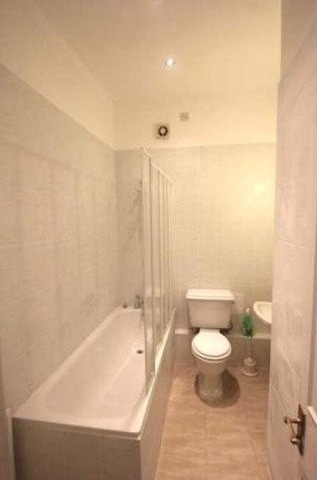 2 Bed Flat/Apartment To Let in London