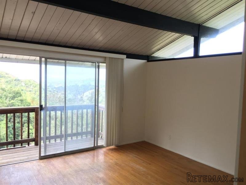3 bedroom House For Sale: 151 Sierra.. - 2