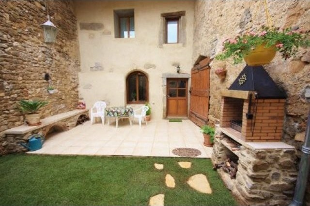Completely Renovated Village House.. - 2