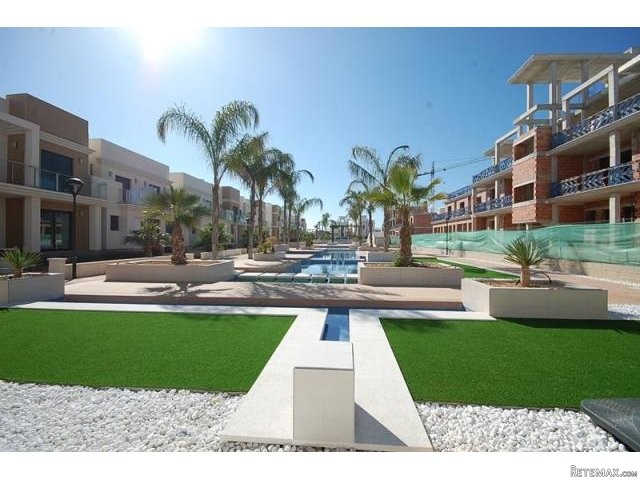 2 bedroom Apartment For Sale: 2 Bedroom..