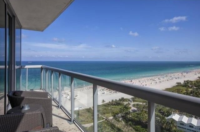 3 bedroom Flat For Sale: 101 20 ST #.. - 2