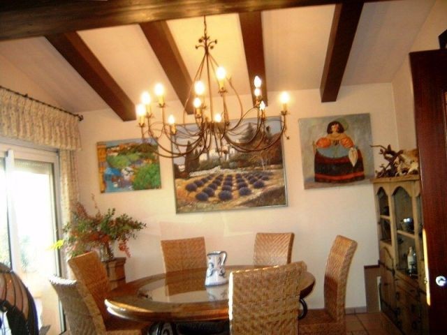 4 Bedrooms - Villa - Girona - For Sale - 2