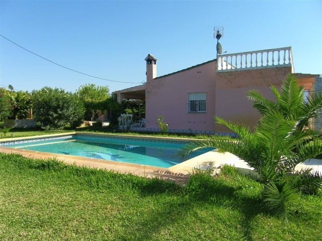 Villa - A cosy 2 bedroom, 1 bathroom..