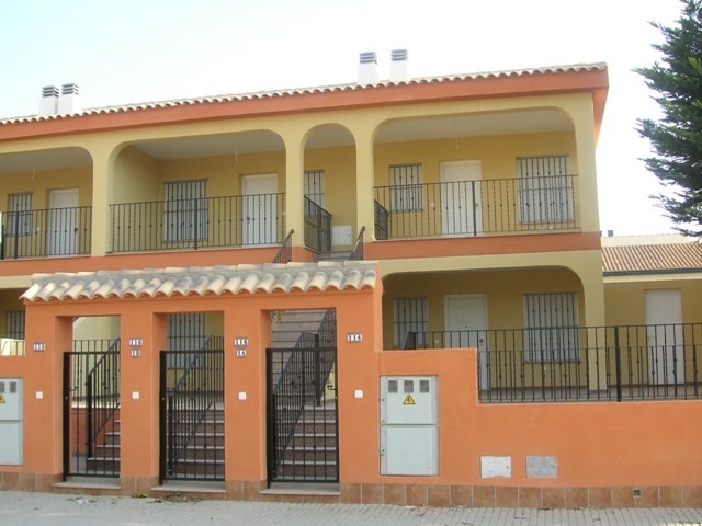 Key Ready ground top bungalows in Los..