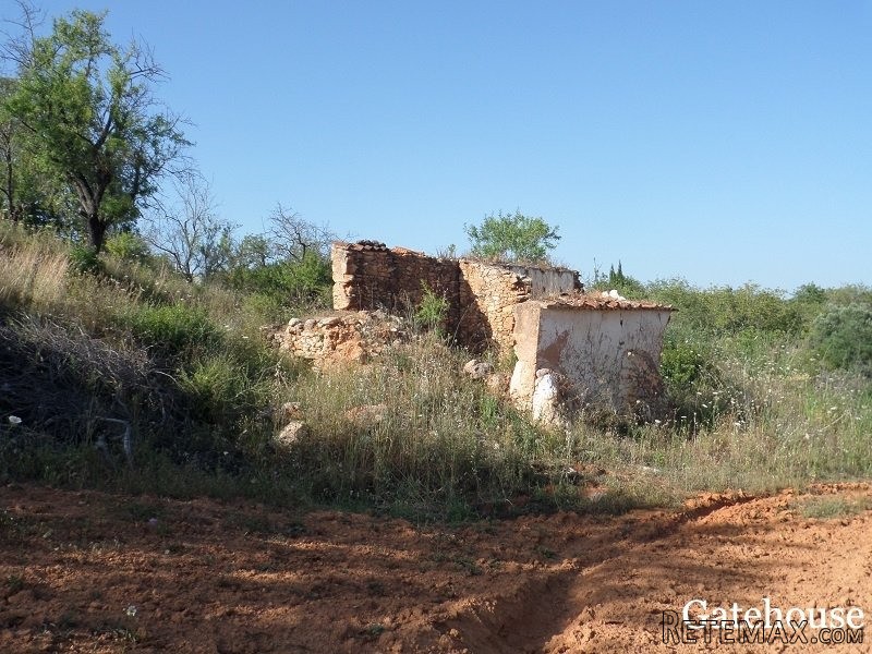 Plot With Ruin For Sale Near Boliqueime