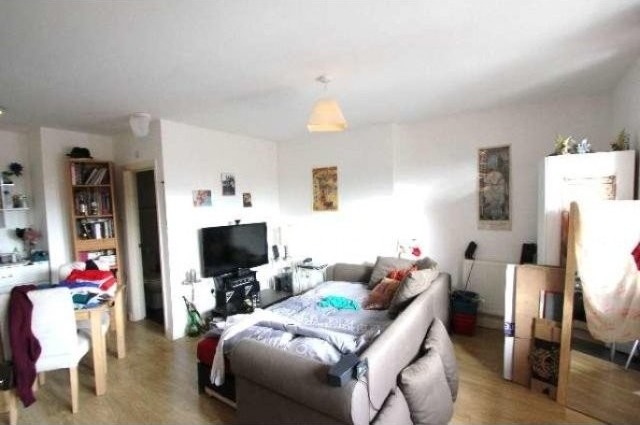 Flat/Apartment To Let in London