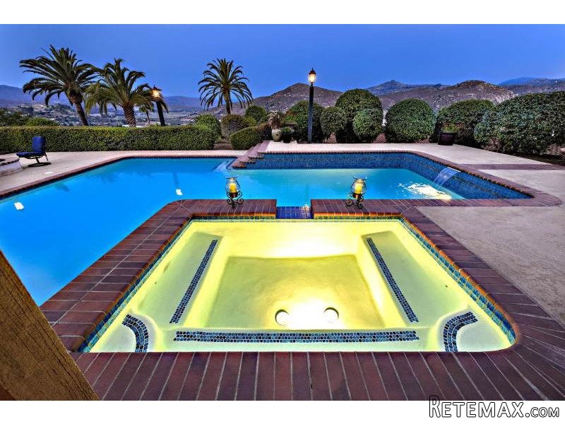 2723 Rich Lynn Ridge Road Escondido.. - 2