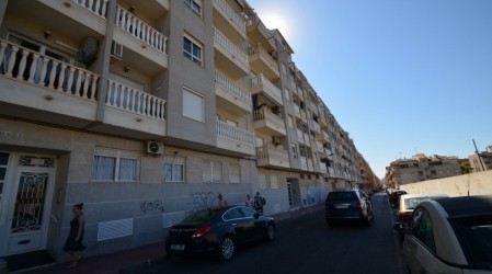 Resale · Apartment · Spain · Costa Bl..