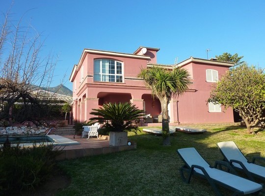Villa for sale in Marbella Centro..