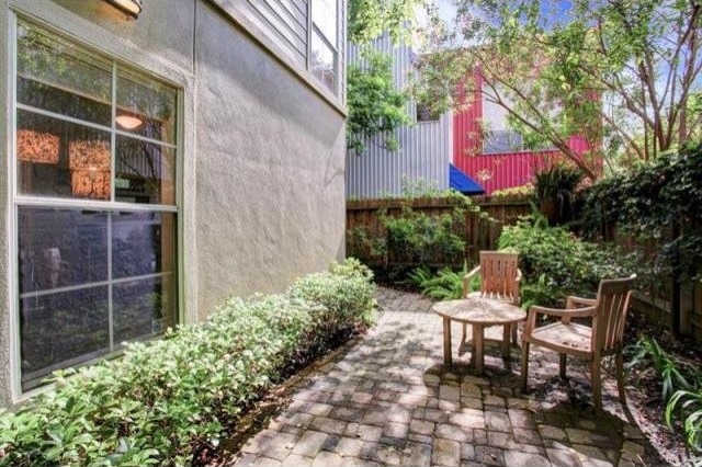 3 bedroom Apartment For Sale: 732.. - 2