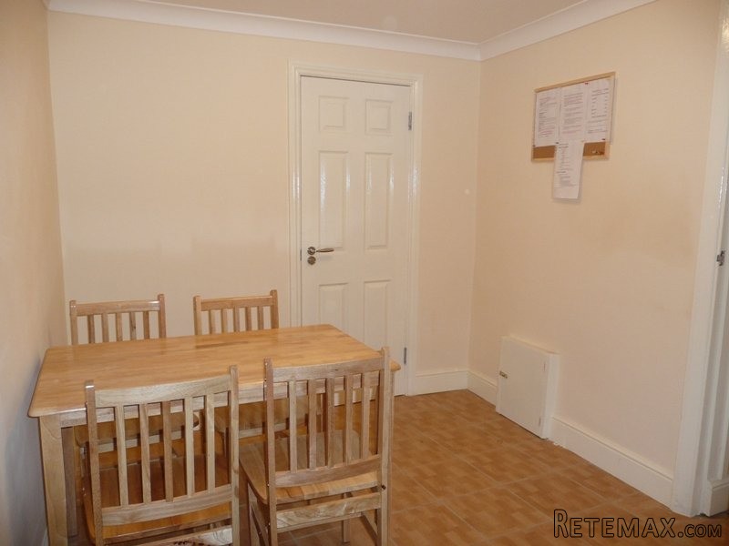 Double room, Zone 3, Blackhorse rd - 2