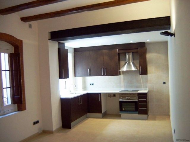2 Bedrooms - Town House - Girona - For..