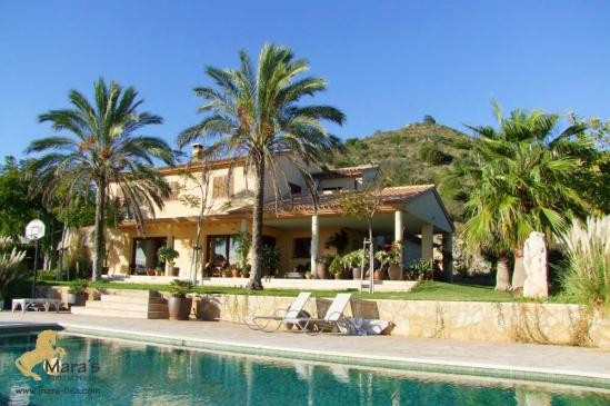 Finca con cuadras en venta en Mallorca..