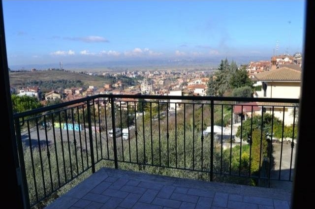 3 Bedrooms - Apartment - For Sale