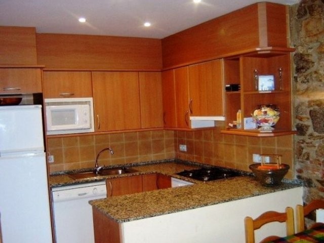 4 Bedrooms - Town House - Girona - For.. - 2