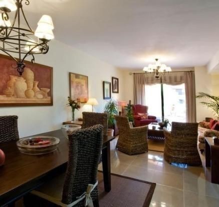 Apartment - This exclusive beachfront.. - 2