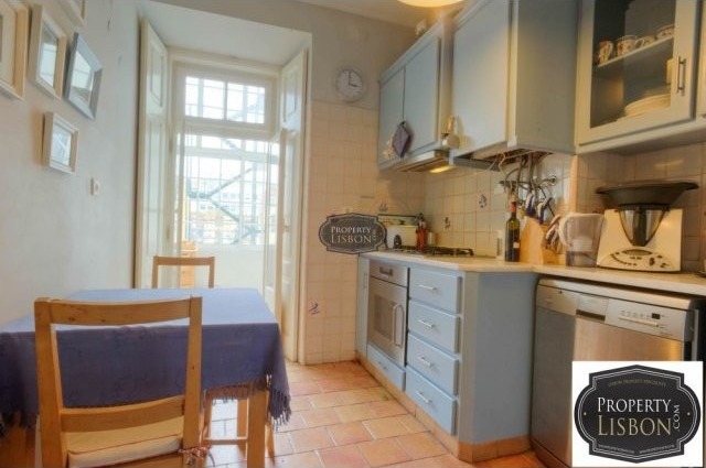 5 Bedrooms - Apartment - LISBON - For..
