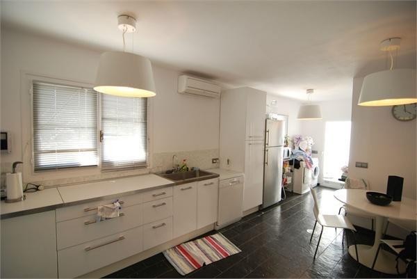 4 bedroom Detached Villa For Sale:.. - 2