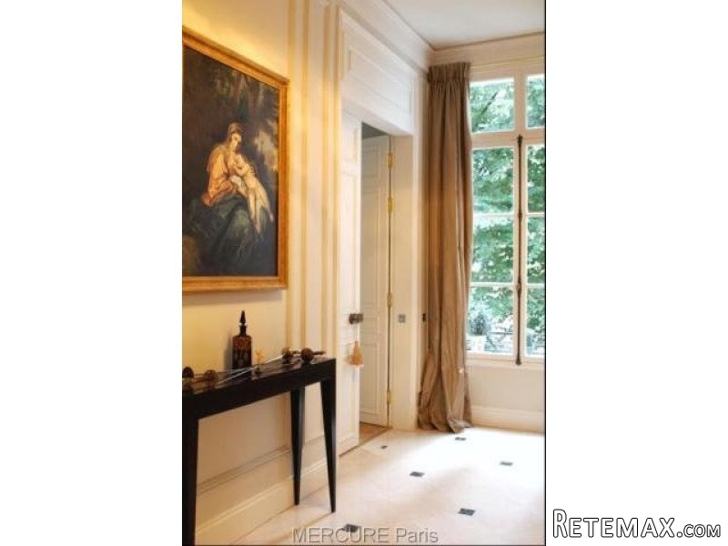 2 bedroom Flat For Sale: 75007 PARIS - 2