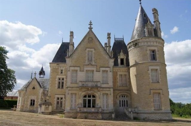 16 bedroom Castle For Sale: 16000.. - 2