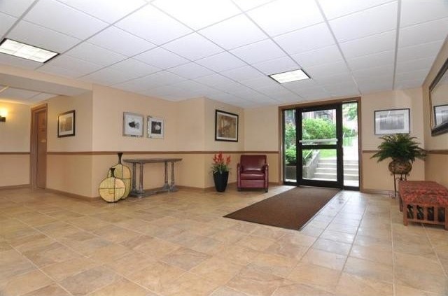3 bedroom Condominium For Sale:.. - 2
