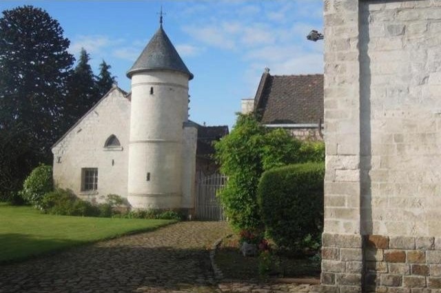 7 bedroom House For Sale: 62172 AIX.. - 2