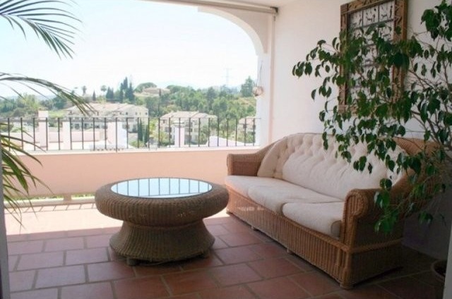 Fully Renovated 3 Bedroom Apartment in.. - 2