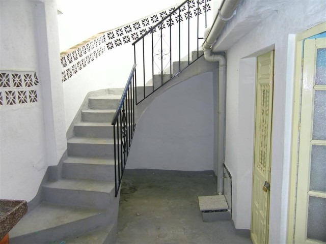 Apartment - An interesting period.. - 2