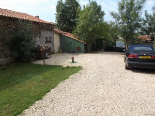 3 Bedroom House with Lovely Pool - 2