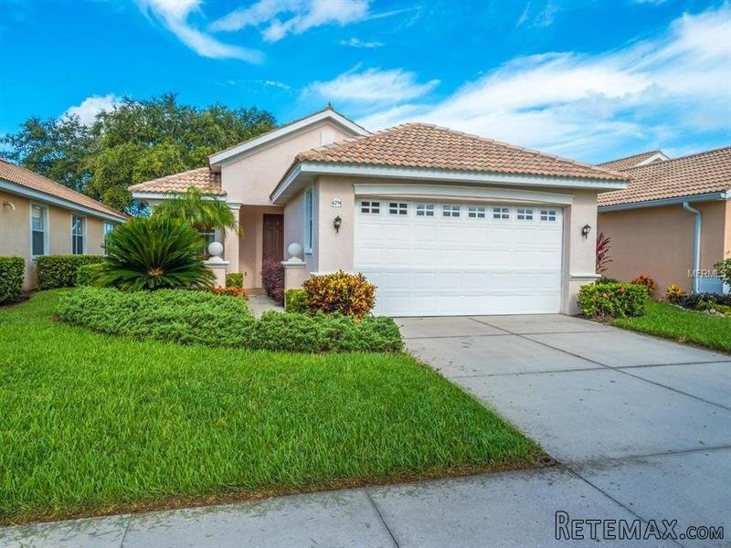2 bedroom House For Sale: 4294..