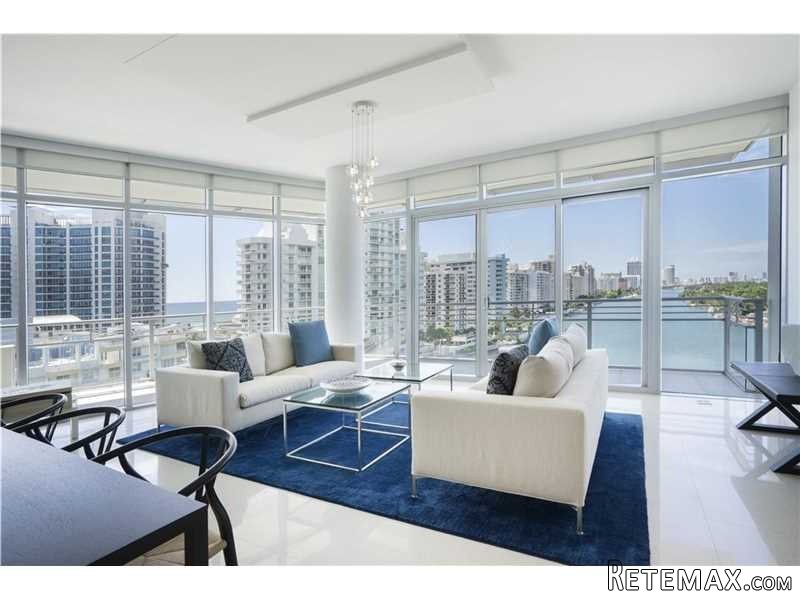 3 bedroom Flat For Sale: 6101 Aqua Ave..