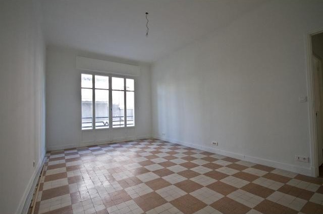 Spacious one bed apartment in Cimiez
