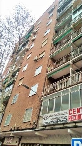 Piso en venta en AlcalA de Henares..