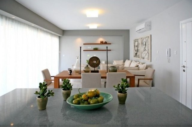 Regina Court 12 - New modern design.. - 2