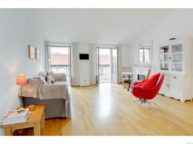 Modern apartment for sale with terrace..