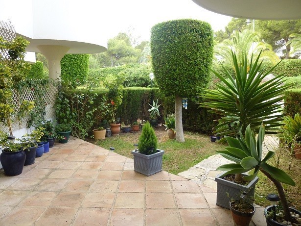 2 Bed Apartment for sale in Calahonda - 2