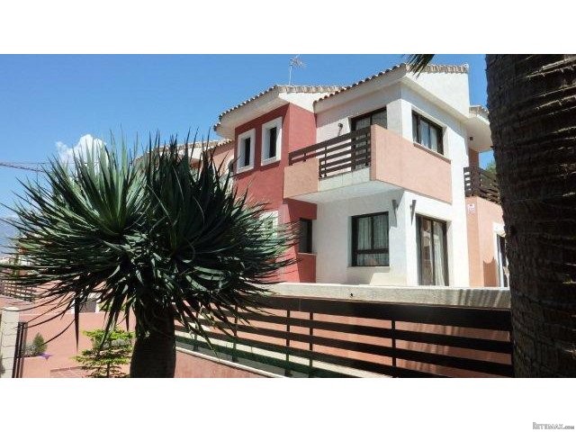 3 Bedroom Chalet, Benidorm, Costa..