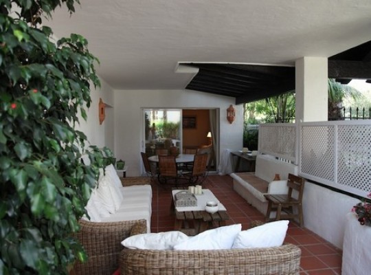 Apartment for sale in Puente Romano..