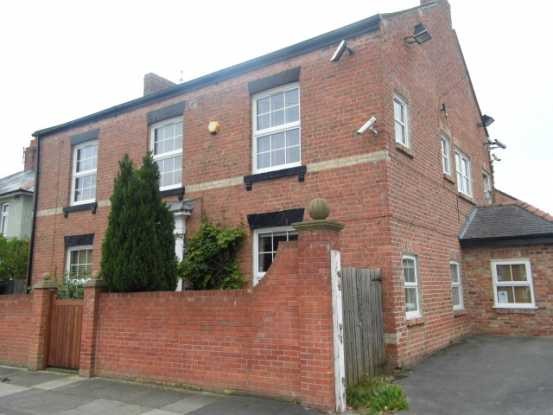 4 bedroom, Detached House house for sale