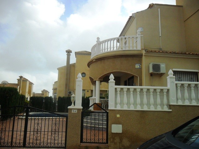 3 bed Detached Villa in El Galan - 2