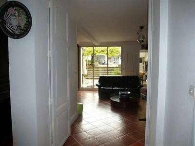 4 Bedrooms - Town House -.. - 2