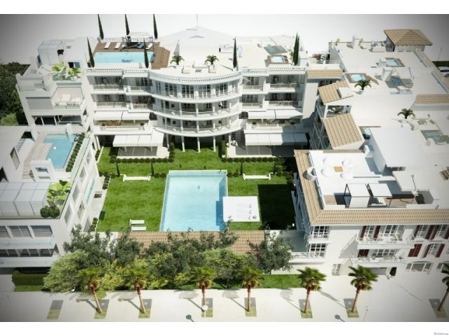 Ground floor with 3 bedrooms and garden.. - 2
