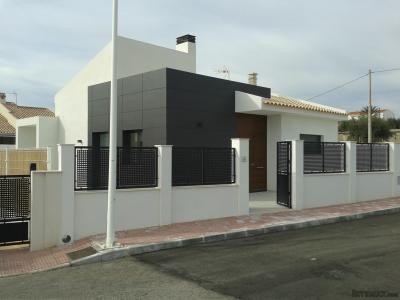 3 Bedrooms - Villa - Almeria - For Sale