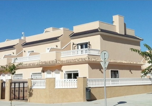 3 Bedrooms - Townhouse - Alicante - For..