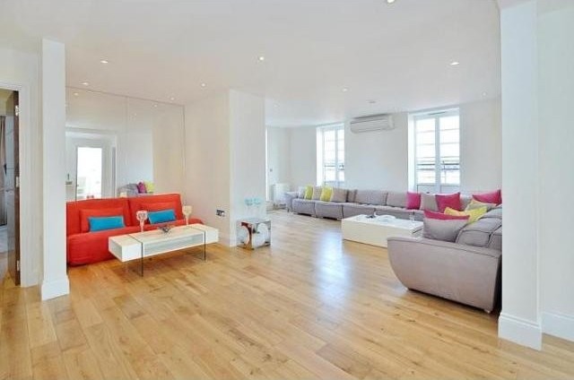 4 Bedrooms - Apartment - London - For..