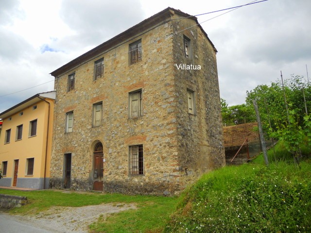 Village/town House - For Sale - West of.. - 2