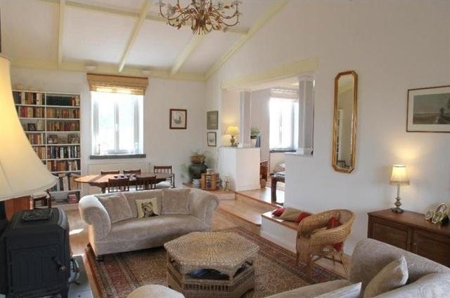 4 bedroom House For Sale: 86170 30 MIN... - 2
