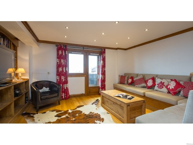 A well located 2 bed apartment in the.. - 2