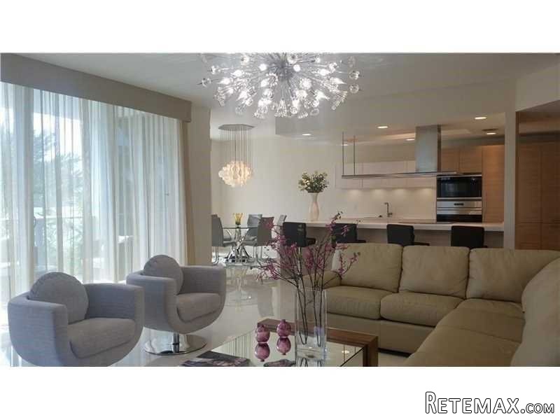 3 bedroom Flat For Sale: 17301 Biscayne.. - 2