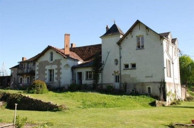 6 bedroom House For Sale: 37400 AMBOISE